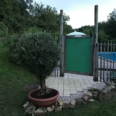 Le Chene Vert Коли